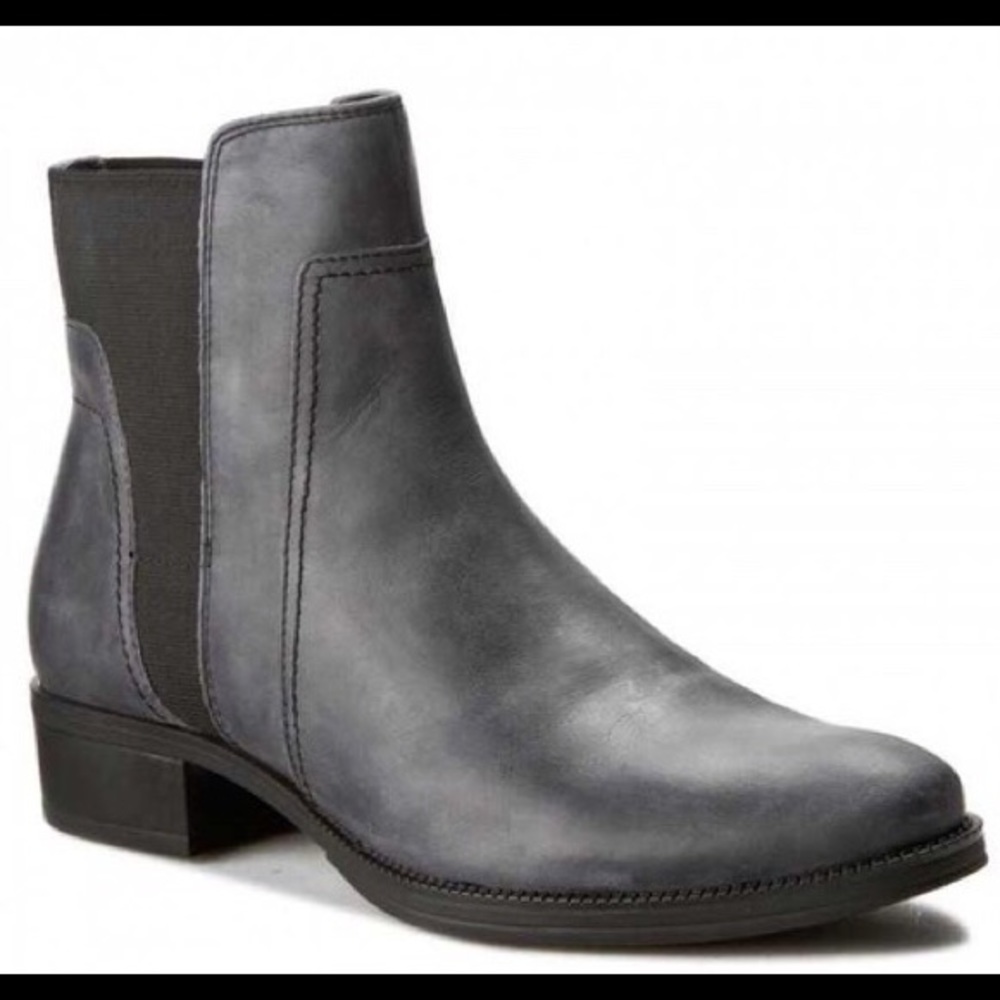 Geox Mendi Italian leather Chelsea style boots